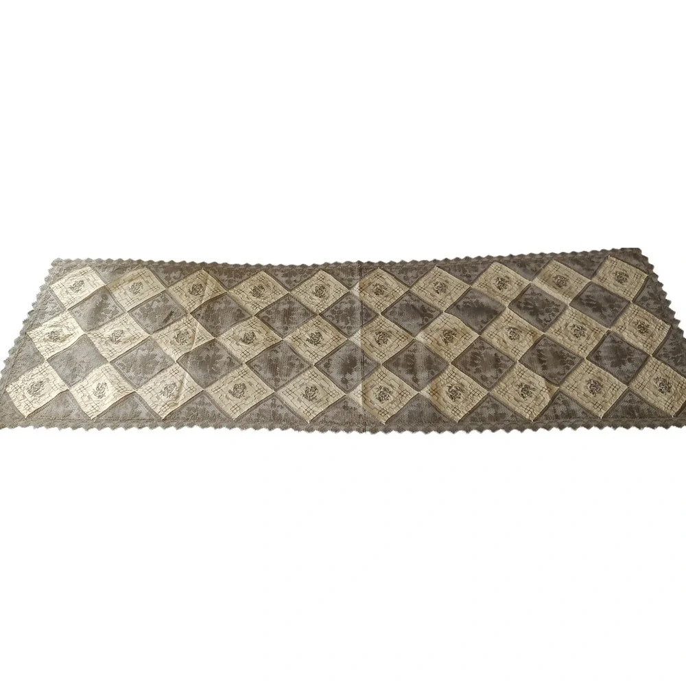 Handmade Table‎ Runners Hand Embroidered Vintage Flower Crochet Edge Two Pieces